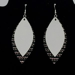 SALE B1G1 Drop earrings